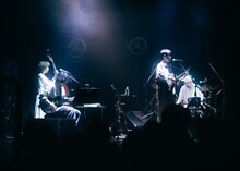 「折坂悠太 ツアー2024 あいず」最終公演の様子。（Photo by Yukitaka Amamiya）