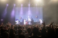 「折坂悠太 ツアー2024 あいず」最終公演の様子。（Photo by Yukitaka Amamiya）