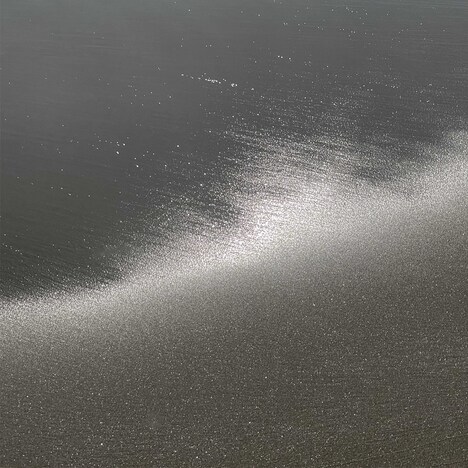 Mr.Children「記憶の旅人」配信ジャケット