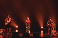 左から山内総一郎、Anonymouz、斎藤宏介。（Photo by Viola Kam［V'z Twinkle］）