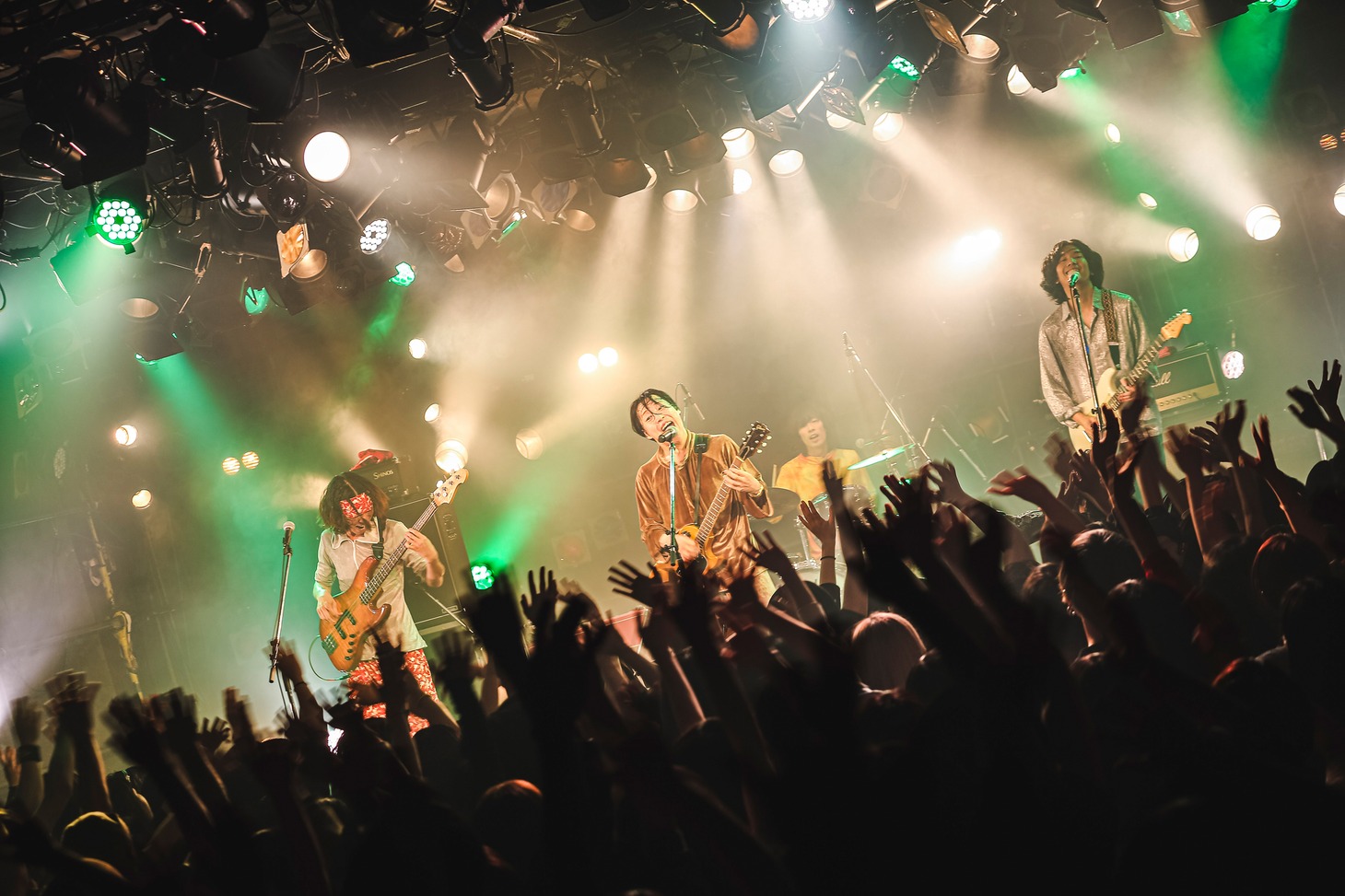 「挫・人間 TOUR 2024『みんなで！ZU・BU・NU・RE』」東京・渋谷CLUB QUATTRO公演の様子。（撮影：百恵）