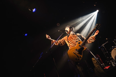 下川リヲ（Vo, G）（撮影：百恵）