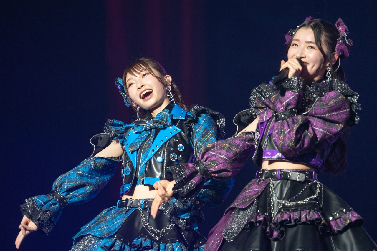 左から辻野かなみ、杏ジュリア。 - 超ときめき♡宣伝部のロック