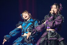 左から辻野かなみ、杏ジュリア。