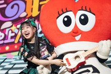 吉川ひよりとパブりん。