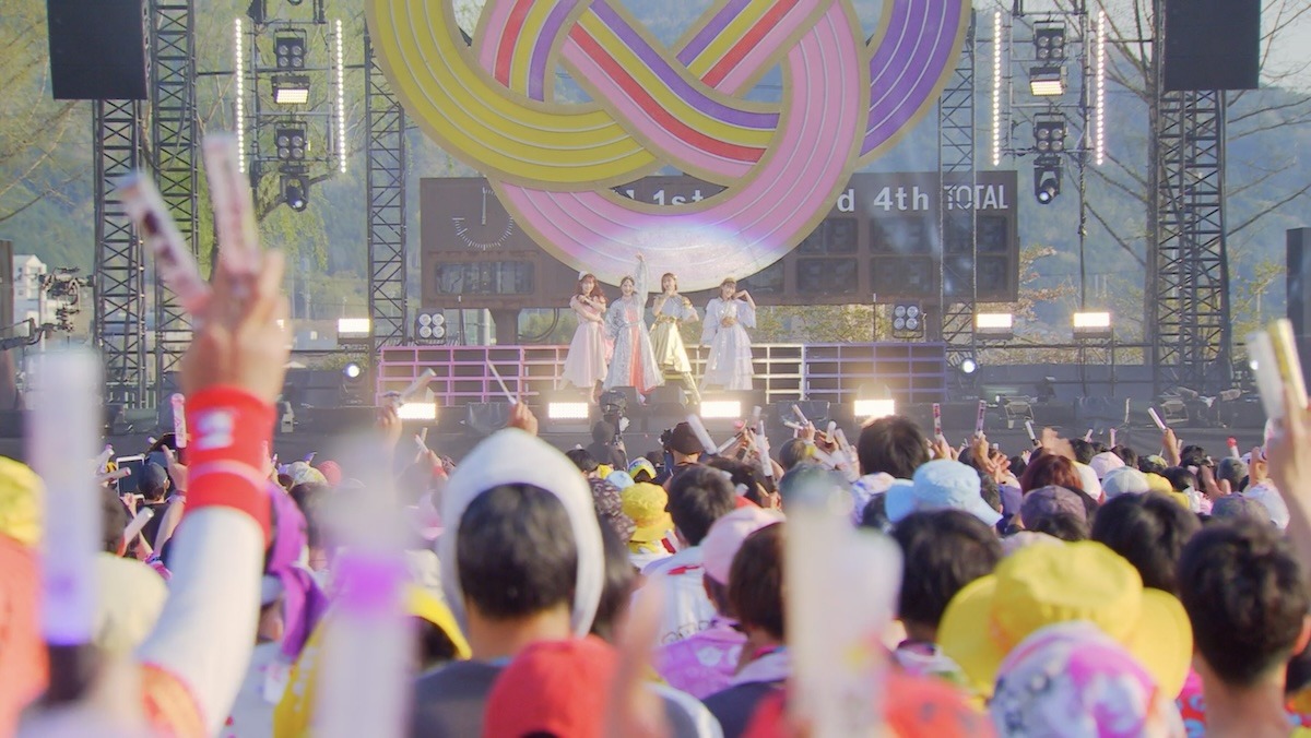 ももいろクローバーZ「Heroes」ライブ映像より。