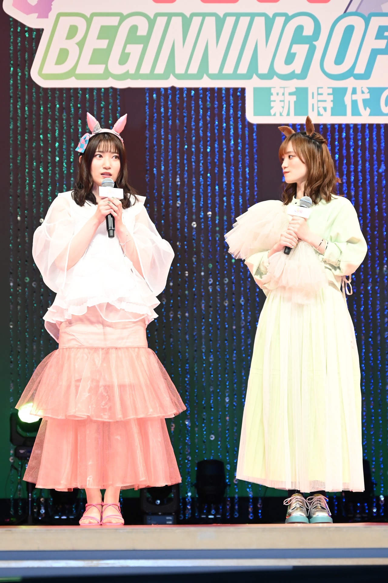 左から福嶋晴菜、藤本侑里。