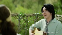 「淡麗グリーンラベル」のテレビCM「GREEN JUKEBOX 始編」より。