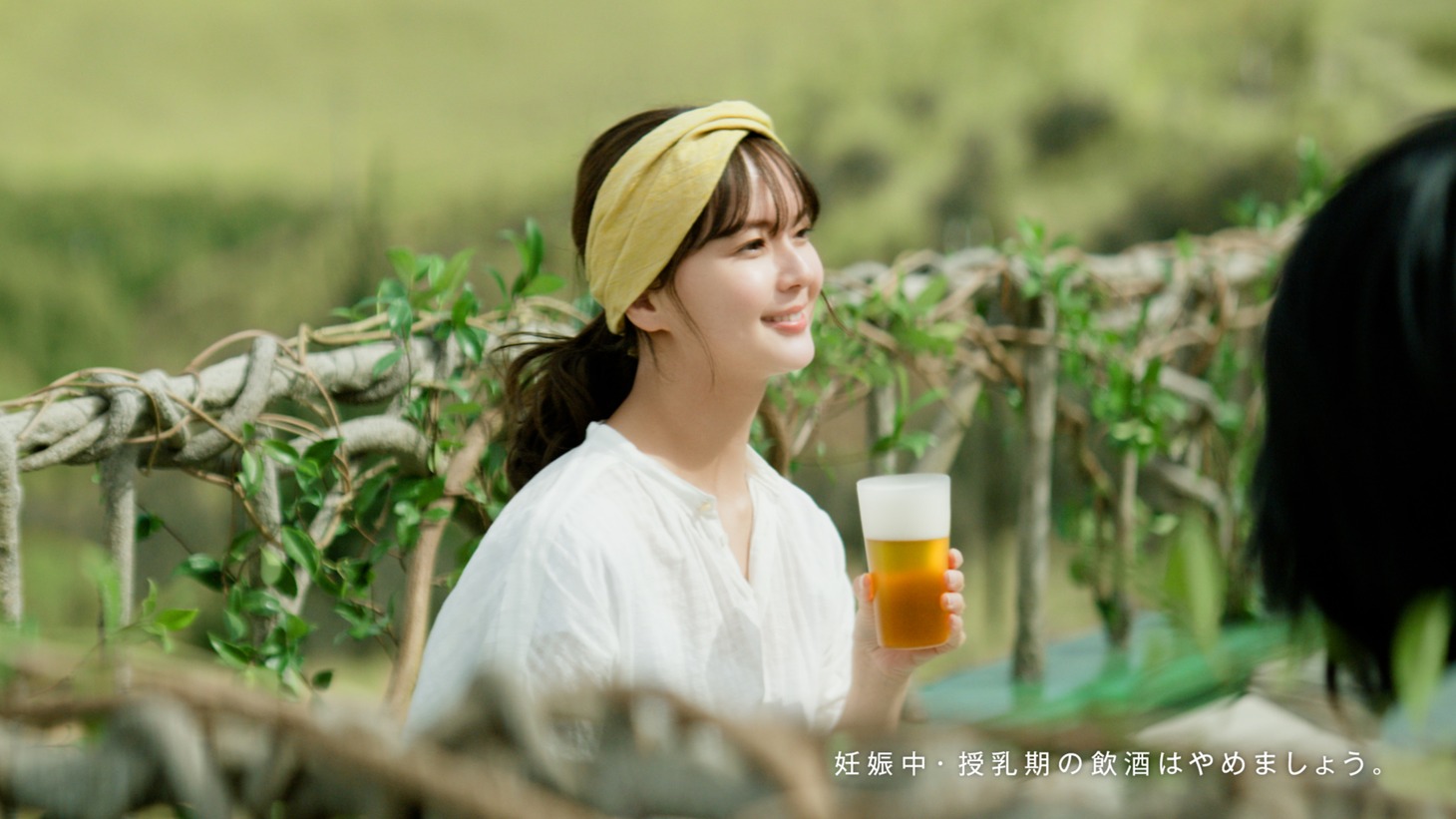 「淡麗グリーンラベル」のテレビCM「GREEN JUKEBOX 始編」より。