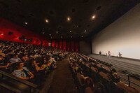 トークイベント中の様子。（提供：ソニー・ミュージックレーベルズ）