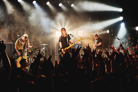 「J LIVE SPRING -Stand at the Summit-」の様子。（Photo by KEIKO TANABE）