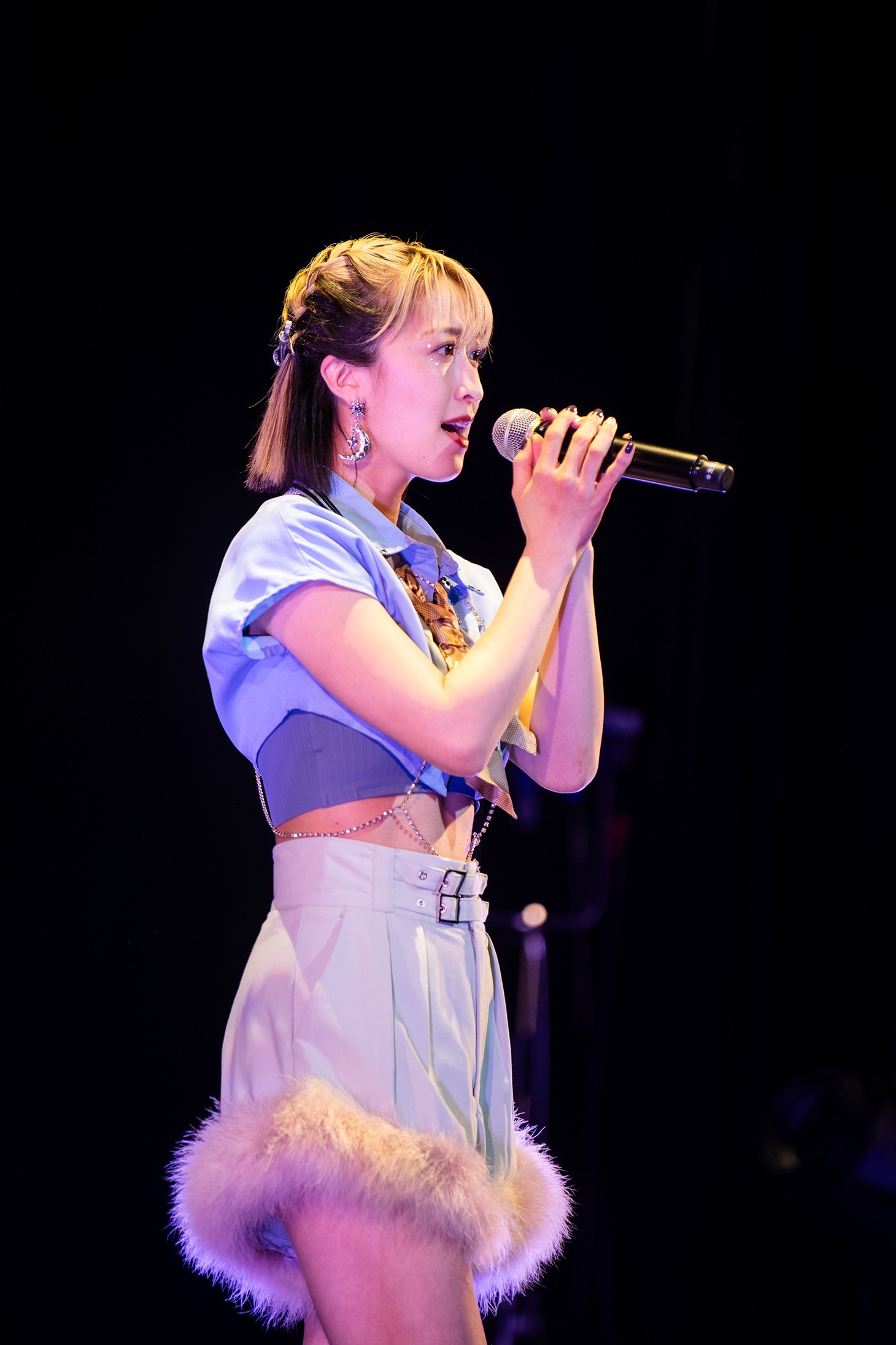 中江友梨