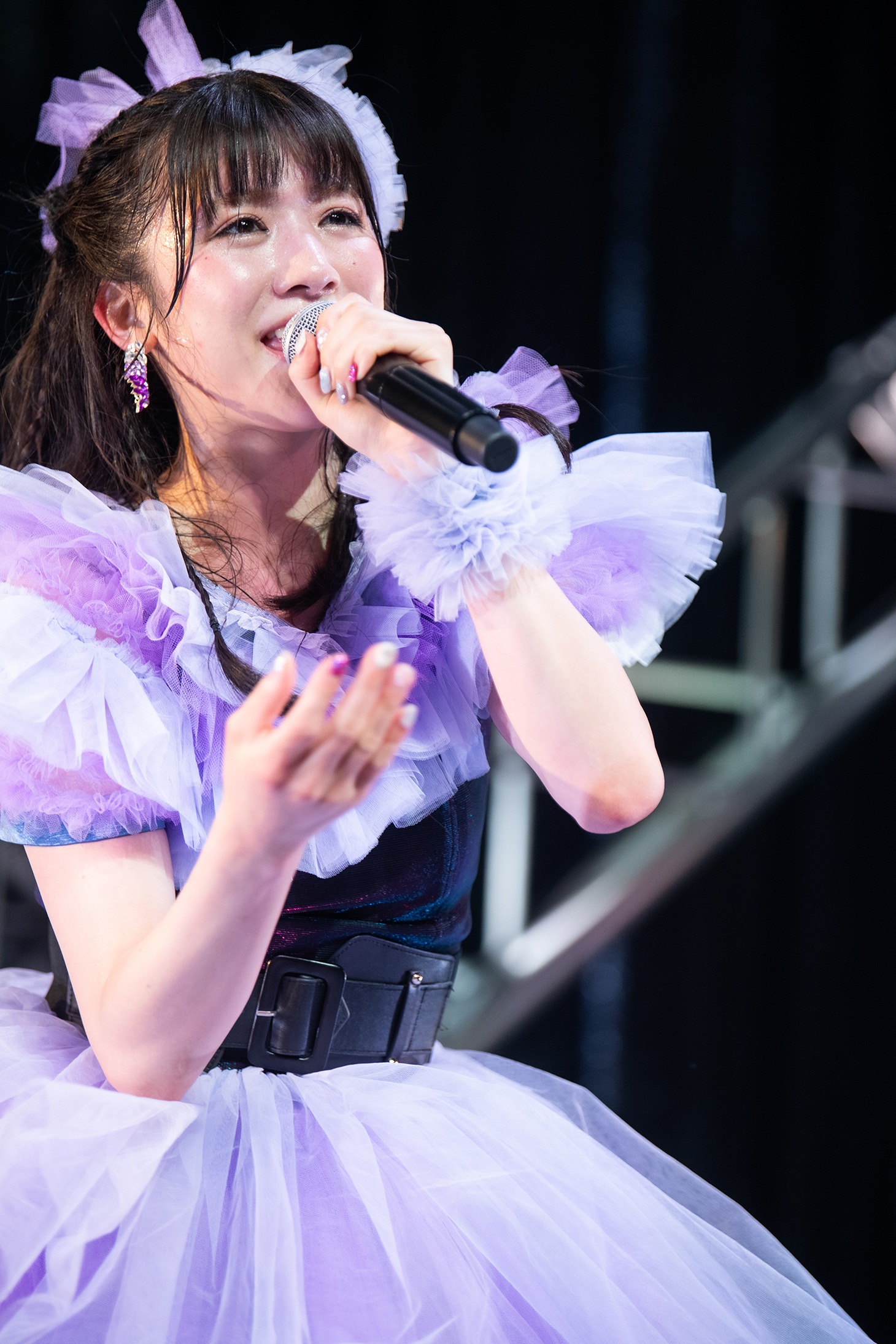 新井ひとみ