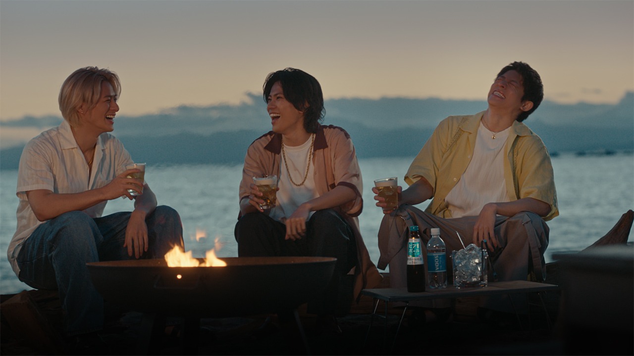 「ビアボール」新CM「なんでもありだ！カンパイだ！」編より。