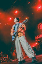 小林壱誓（G / 緑黄色社会）（撮影：渡邉一生）