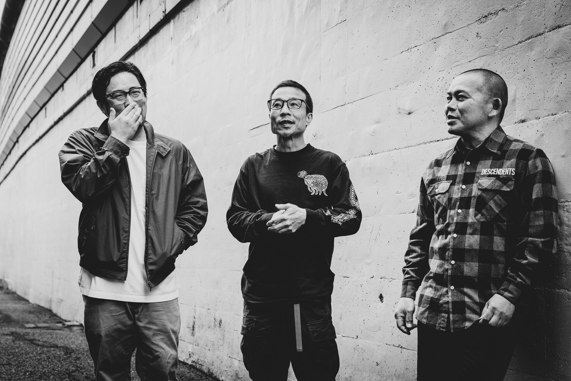 HUSKING BEE BACK DROP BOMB 1997 ツアーT M 【公式通販】