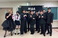 「新しいカギ」の企画「学校かくれんぼ」に参加するメンバー。左からIKKO、あの、「新しいカギ」レギュラーメンバー。(c)フジテレビ