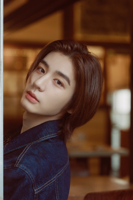 LEEHAN (P)&(C) KOZ Entertainment.