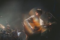 山内総一郎（Vo, G / フジファブリック）（撮影：西槇太一）