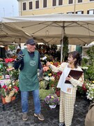 井上咲楽（右）(c)フジテレビ