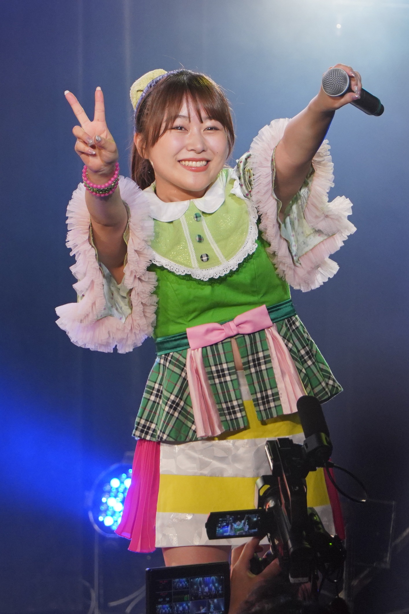 島崎友莉亜