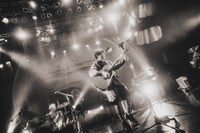 「ナタリー×AOI Pro. presents “Tani Yuuki × Chevon”」の様子。（撮影：渡邉隼）