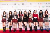 NiziU (c) CJ ENM Co., Ltd, All Rights Reserved