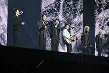 「KCON STAGE」ジョン・ヨンファとP1Harmonyのステージの様子。 (c) CJ ENM Co., Ltd, All Rights Reserved