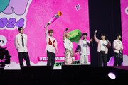 「KCON STAGE」TEMPESTのステージの様子。 (c) CJ ENM Co., Ltd, All Rights Reserved