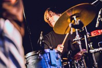 カズマタケイ（Dr）（撮影：かい）