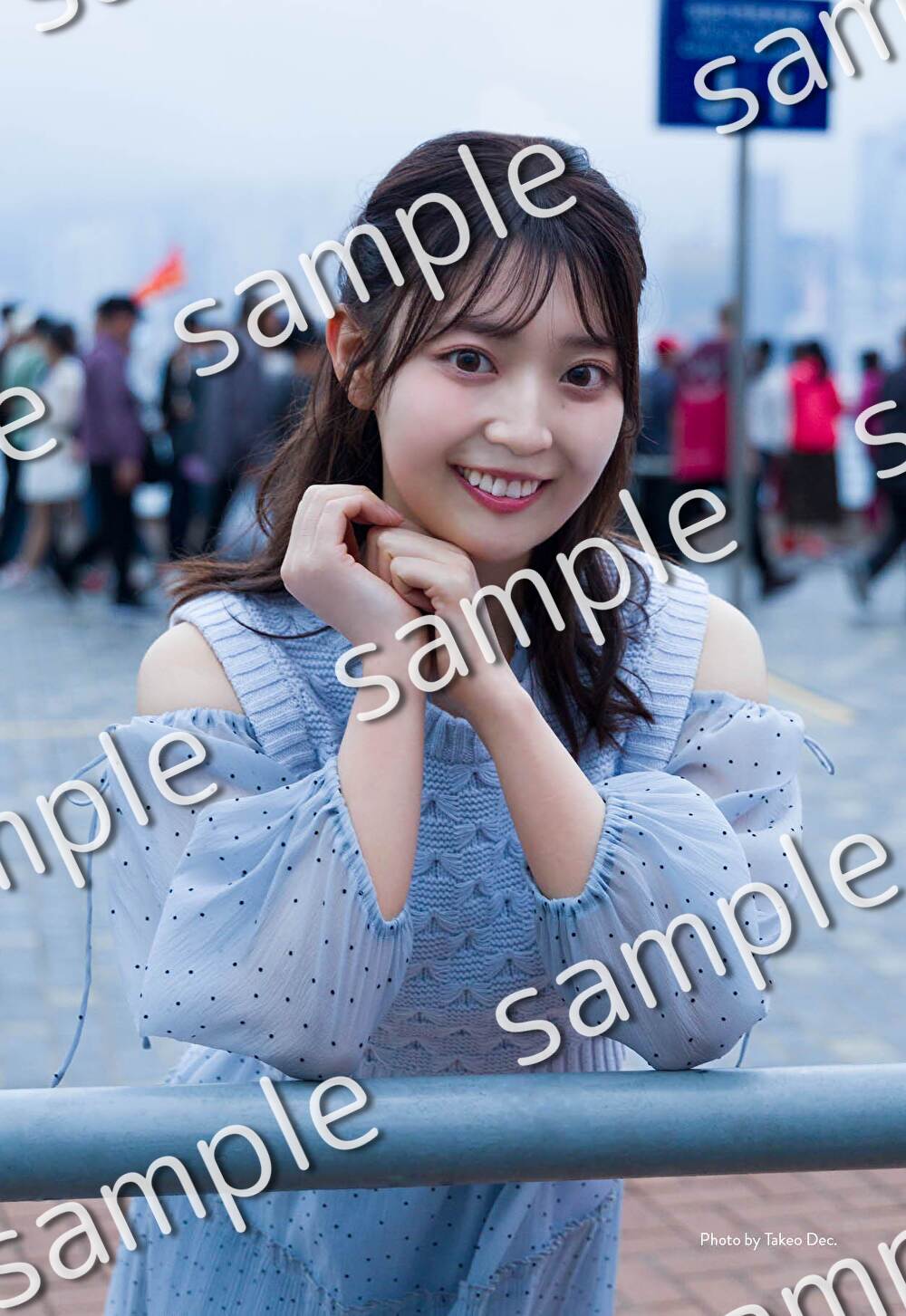 阪口珠美（乃木坂46）1st写真集「青いバラ」乃木坂46モバイル特典 