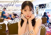 阪口珠美（乃木坂46）1st写真集「青いバラ」楽天ブックス特典ポストカード（撮影：Takeo Dec.）