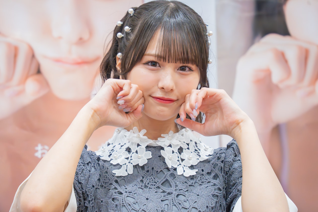 ❗️激レア　毎日値下げ❗️尾木波菜 直筆　等身大パネル　全国ツアー2023 ≠ME尾木波菜、初写真集のお気に入りはランジェリーカット 悩みだった