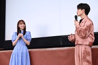 トークセッションの様子。