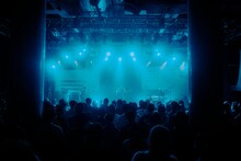 リーガルリリーのライブの様子。（撮影：稲垣ルリコ）