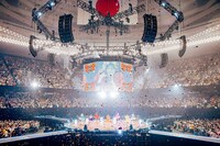 「FRUITS ZIPPER 2nd ANNIVERSARY 超めでたいライブ～NEW KAWAII～」の様子。