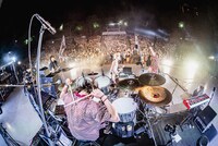 「ヤンスキ春の野音祭り」5月6日公演の模様。（撮影：うえむらすばる）