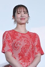 横田真悠