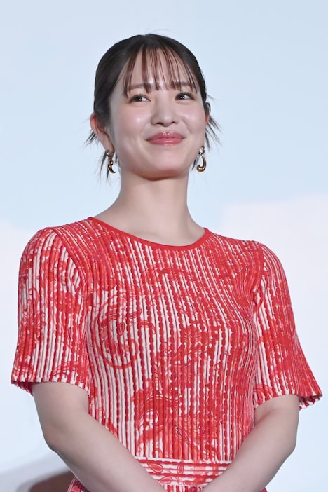 横田真悠