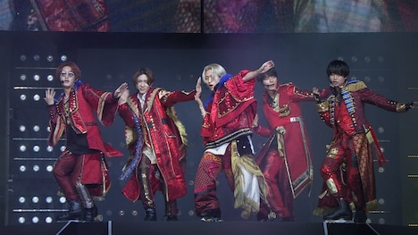 HiHi Jets (c)Storm Labels