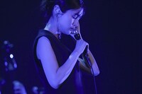 藤原さくら（撮影：上飯坂一）