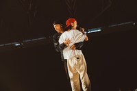 idomとKvi Baba。（Photo by Taio Konishi）