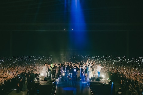 「チーム友達」のパフォーマンスの様子。（Photo by Daiki Miura）