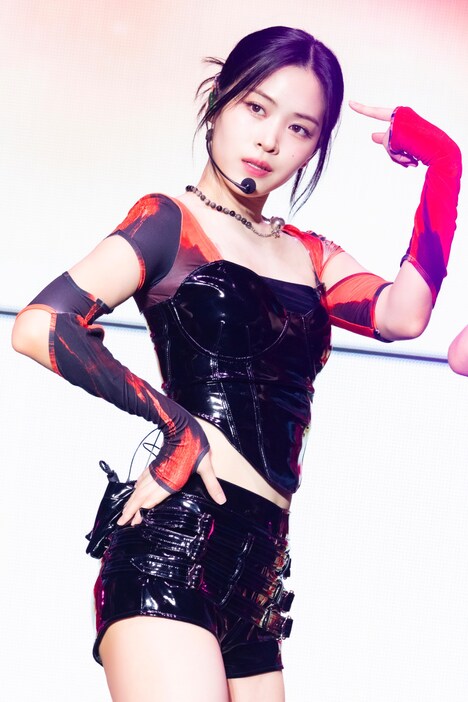 リュジン（ITZY）（撮影：田中聖太郎写真事務所）