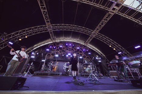 CHO CO PA CO CHO CO QUIN QUINのステージの様子。