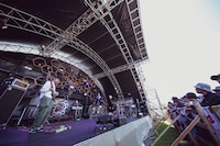 CHO CO PA CO CHO CO QUIN QUINのステージの様子。