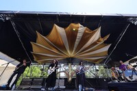 YONLAPAのステージの様子。