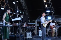 KIRINJIのステージの様子。