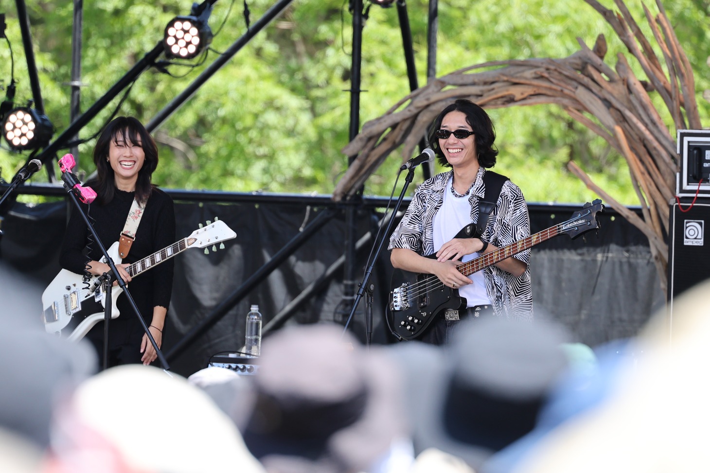 YONLAPAのステージの様子。