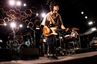 くるりのステージの様子。